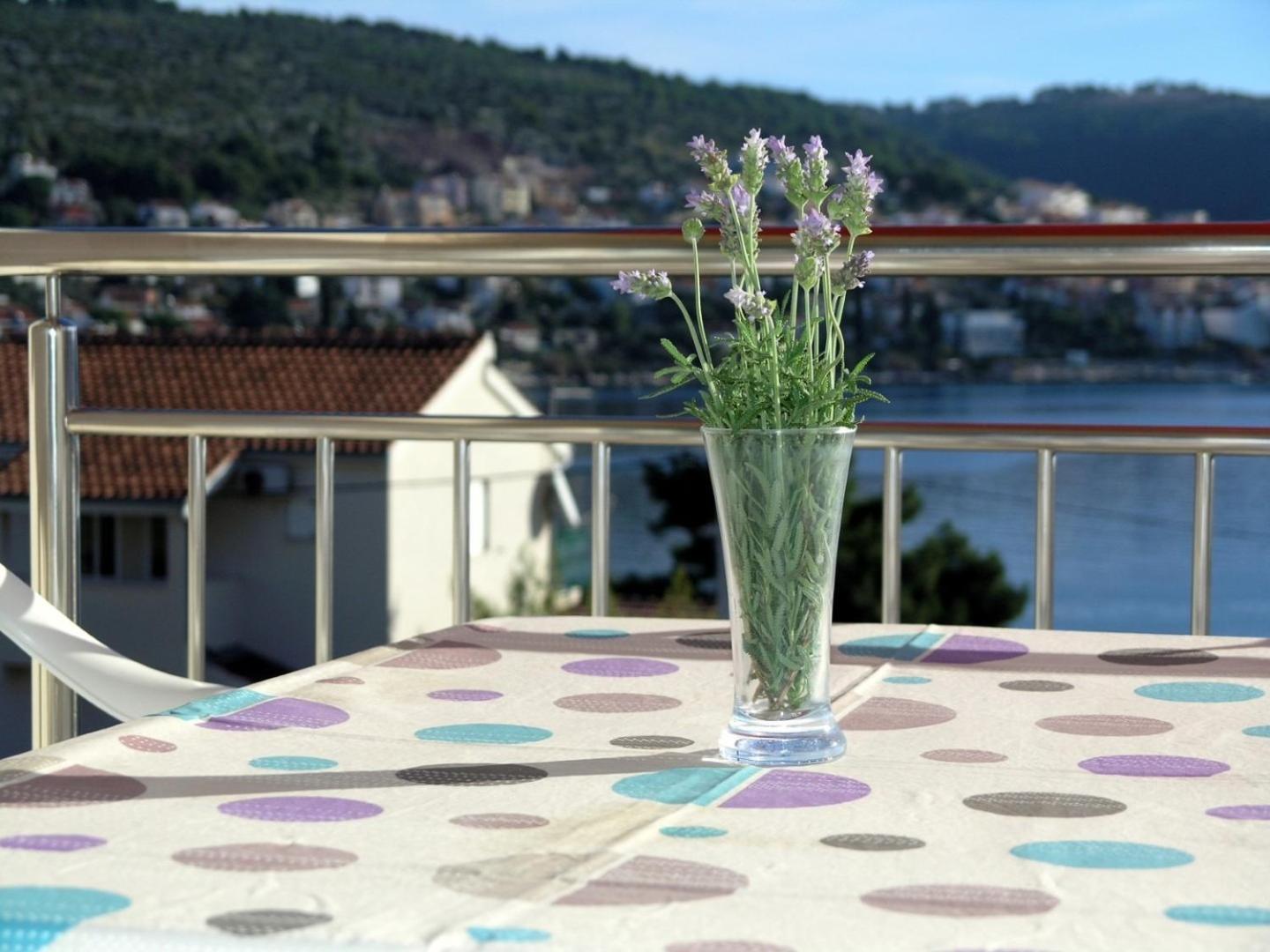 Apartments Aurelius - Relaxing With Gorgeous View Trogir Exterior foto